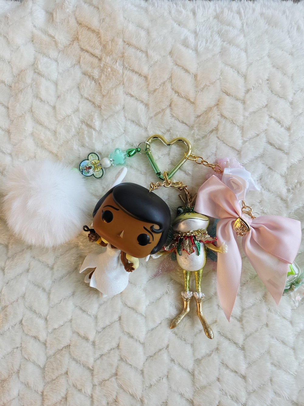 Funko Pop Princess Tiana And The Frog Keychain Charm with Pink Bow Bag Charm - Picture 2 of 8
